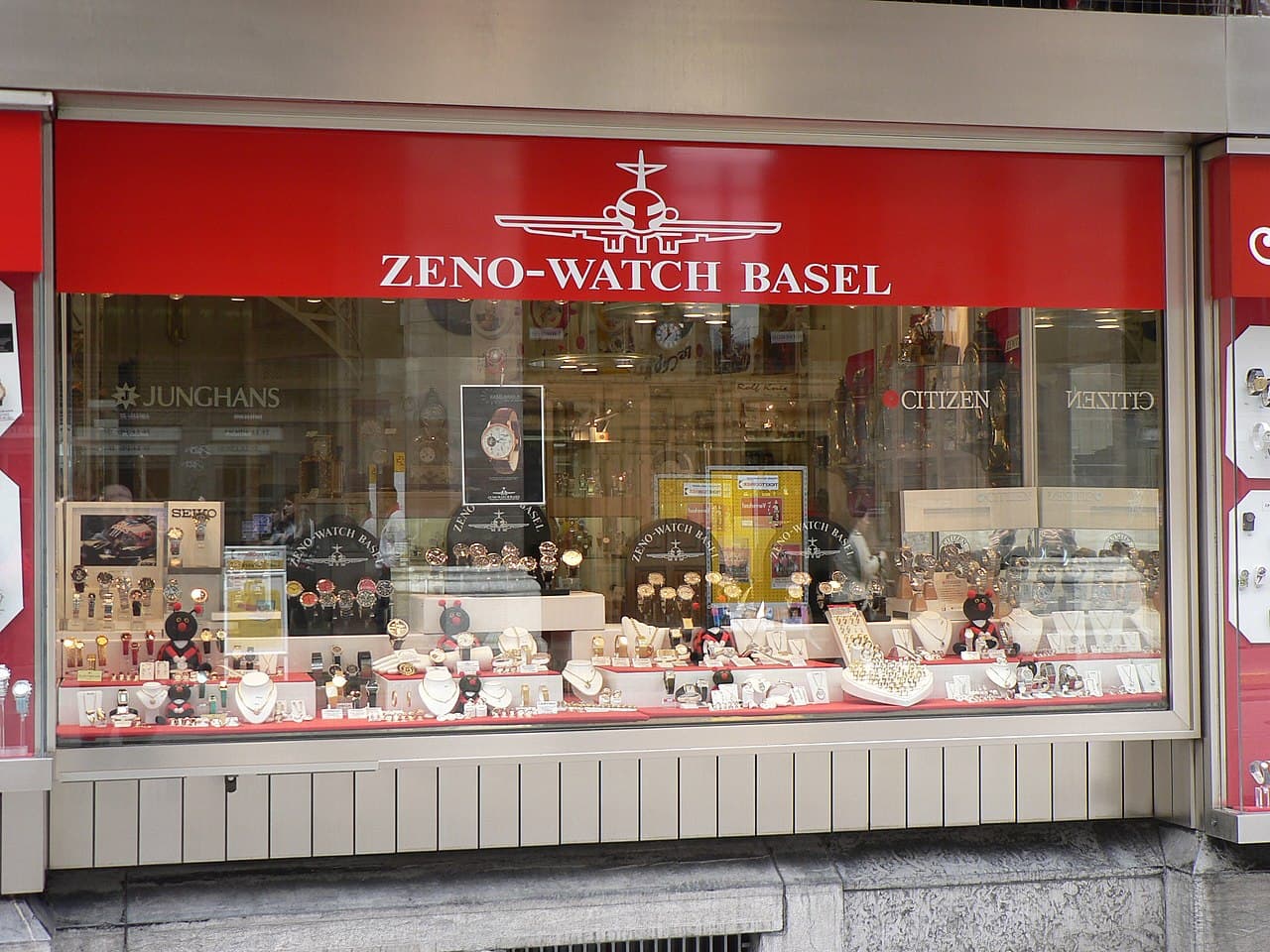 A watch brand's own boutique storefront — illustrating the authorized-dealer channel this article contrasts with grey-market and broker selling