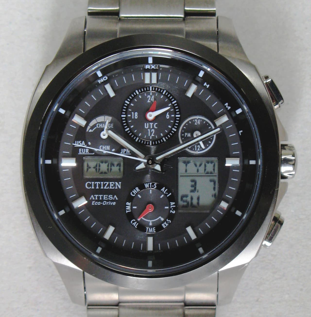 A Citizen Attesa Eco-Drive ATV53-3023 — illustrative of a light-powered Citizen watch, not the specific caliber whose run-time figures are cited in this article